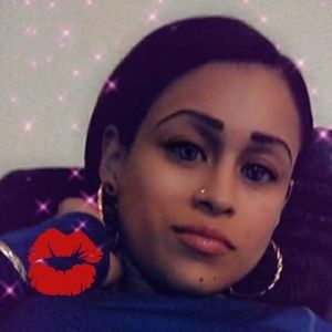 Meet your Posher, Marina